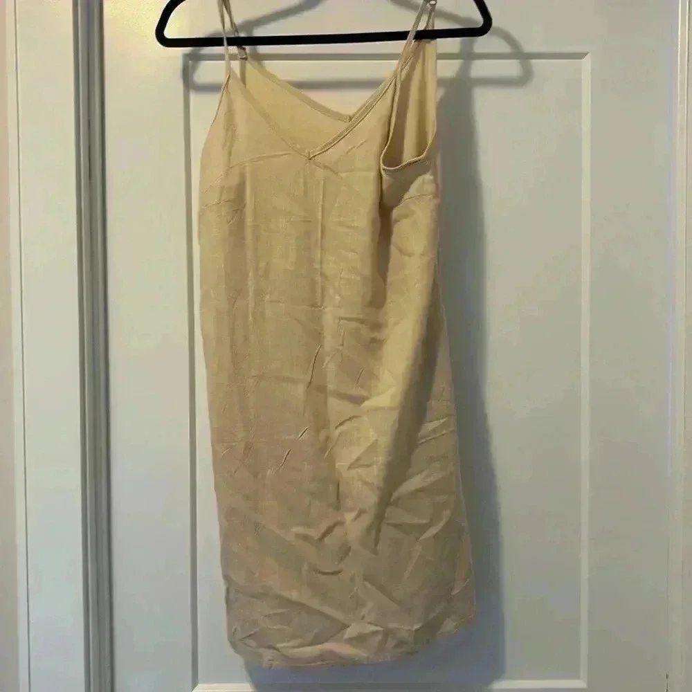Maxi Dress Size Medium - Picture 2 of 8